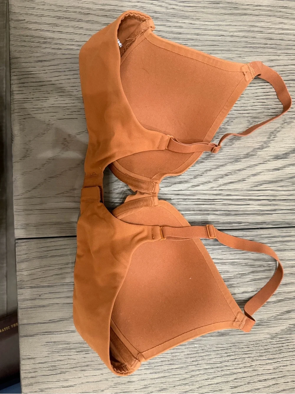 Skims Fits Everybody Plunge Bra, 40B - Picture 3 of 6
